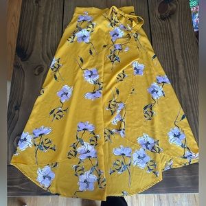 Le Lis faux wrap yellow midi skirt small